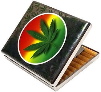 CIGARETETUIER. Etui i fire cannabis mønstre