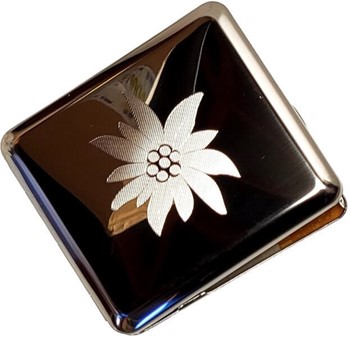JULEGAVE TIL VEN. Metal cigaretetui med indgraveret edelweiss blomst