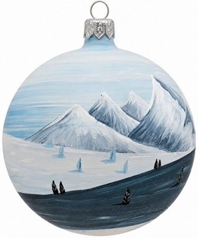 Eksklusiv julepynt. Blå juletræskugle med et vinterlandskab. Ø 10 cm