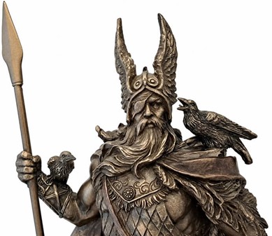 Odin skulptur. En mytologisk figur til hjem og kontor dekoration