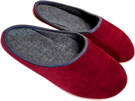 BILLIGE HERRE SUTSKO. Mørkerød filt-velour hjemmesko. Kun139 kr