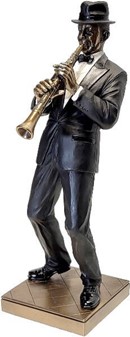 GAVE TIL MUSIKER. Flot bronzefigur af Jazz klarinettist. Reol pynt