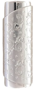 KVALITETS LIGHTER. Elegant lighter i sølv med "Good Luck"