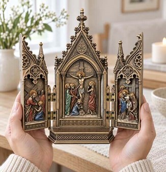 JESU KORSFÆSTELSE. Flot, tredelt Triptykon fra Veronese samling