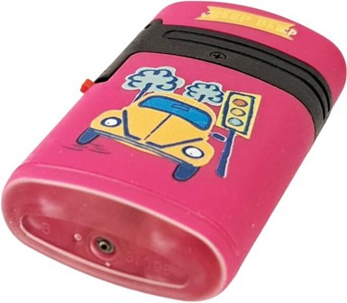 Lyserød VW Beetle Lighter. Billig, vindtæt og med retrocharme