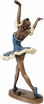 SMÅ GAVER TIL PIGE. Smuk og billig bronzefigur af ballerina i dans