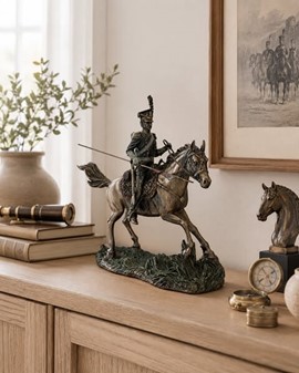 RIDDERFIGUR. Figur af polsk Ulan. Super og billig pynt til hjemmet
