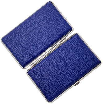 Hvor kan man købe billige cigaretetuier? Lige på Maxgaver. Kun 89 kr