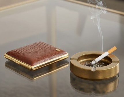Cigaretetui i Brunt Firbens Læder. Eksklusiv, Stilfuldt Gave til Ham