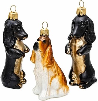 En gravhund på et juletræ? Hvorfor ikke. Glasbrun gravhund fra Polen