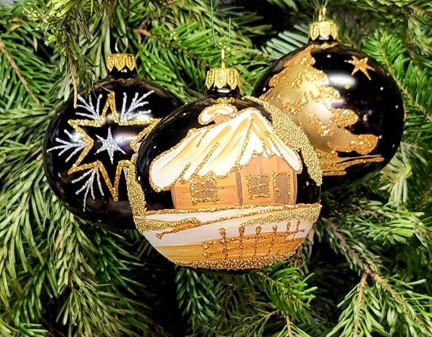 Sorte julekugler med tre forskellige julemotiver i guld, Ø 8 cm 6 stk