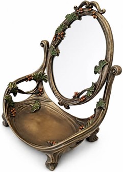 Sminkebord med roterende spejl i Art Nouveau. Til den stilfulde kvinde