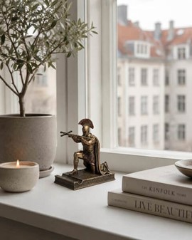 SKULPTURER TIL HJEMMET. Romersk Centurion Figur - Kuglepensholder