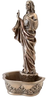 Enestående Jesus-figur med døbefont. Skønhed og hengivenhed på én gang