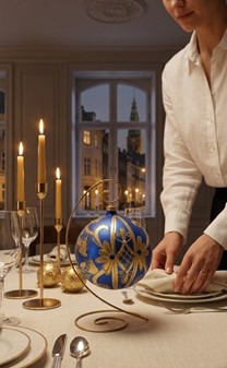 Stor Julekugle Blå. Et Uundværlig Element til Din Julepynt, Ø 15 cm