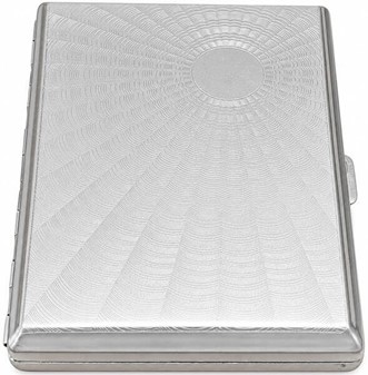 Cigaretetui i metal. Billigt, stilfuldt, perfekt til lange cigaretter