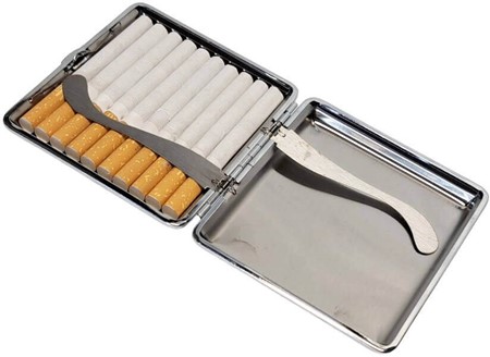 Elegant Valentins Gave: Læder Cigaretetui med Lyserødt Kys