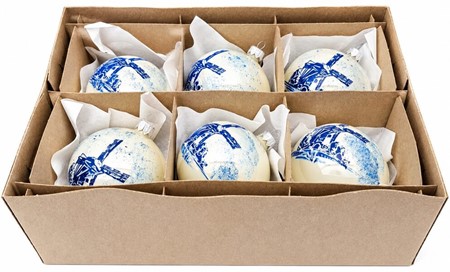 Billig julepynt. Julekugler i porcelæn hvid med hollandsk vindmølle