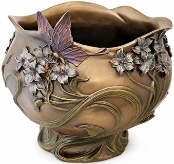 ART NOUVEAU VASE. Unik Veronese vase med blomster og sommerfugl