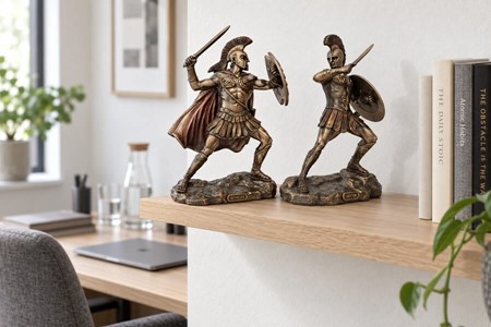 GRÆSK MYTOLOGISK FIGUR. Figur af Achilleus, helten fra trojanerkrigen