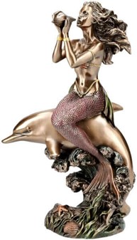 Havets Melodi. Fortryllende Figur - Mytologisk havfrue på Delfin