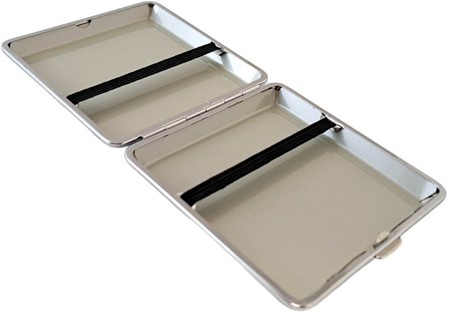 Cigaretetui Metal 20 Stk. Ulve og Flag – Standard Cigaretter