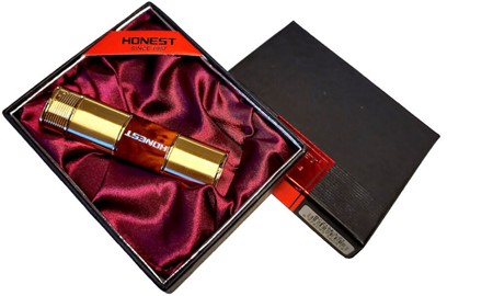 GAVER PÅ NETTET. Smuk og billig gas lighter til dame rygere