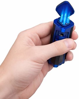 Stormlighter Blå-Sort. Perfekt Flamme i Hverdag og Eventyr
