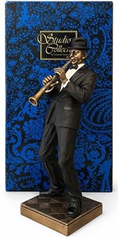 GAVE TIL MUSIKER. Flot bronzefigur af Jazz klarinettist. Reol pynt