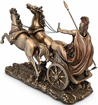 GAVEN TIL HAM PÅ 60. Smuk bronze figur af Achilleus i sin stridsvogn