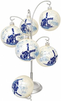 Billig julepynt. Julekugler i porcelæn hvid med hollandsk vindmølle