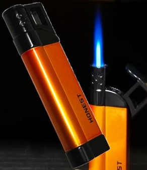 GAVER TIL HENDE 30 ÅR. Ultratynde og billig gaslighter i sort og orang