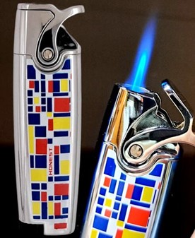 GAS LIGHTER. Jet Lighter, der Forener Luksus og Funktionalitet