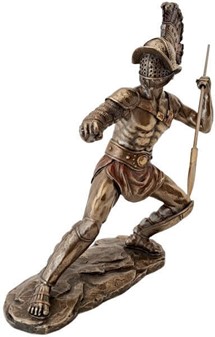 GLADIATOR FIGUR. en slave i kamp med spyd i arenaen det gamle Rom