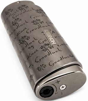 JET LIGHTER. En luksuriøs, vindsikker gaslighter med stilfuldt design