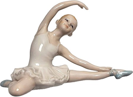 PORCELÆNSFIGUR. Flot porcelæn figur af ballerina. Gave til  danserinde