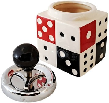 Keramisk spilleterning formet askebæger. Et must-have for gamere
