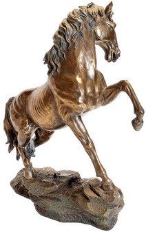 HESTESKULPTUR. En majestætisk og perfekte dekoration til dit hjem