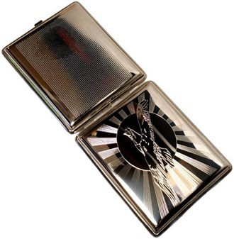 CIGARET ETUI METAL. Stort etui med forstærket kant til 26 cigaretter