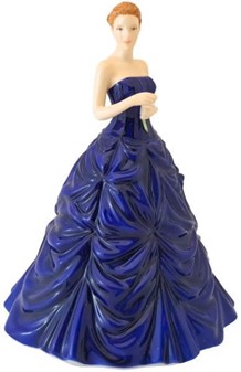 Smuk Royal Doulton porcelænfigur af dame i en dyb blå kjole