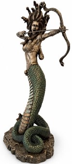 Frygtindgydende smuk Medusa figur. Iøjnefaldende smuk boligindretning