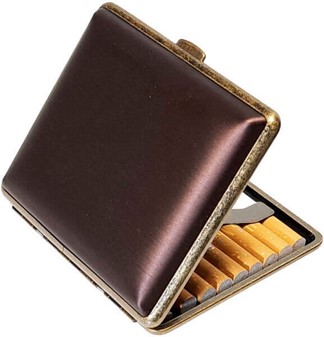 Elegant brunt cigaretetui i metal til 18 stk. - Holdbart & stilfuldt