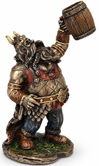 Sjov Viking Figur med et Krus Øl. Perfekt idé til ukonventionel gave