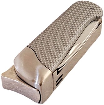 GAVE TIL MANDEN. Fantastisk billig multifunktion lighter med lommekniv