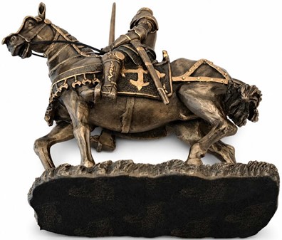 KNIGHTS FIGURER. Billig og unik figur som pynt til hjemmet og kontoret