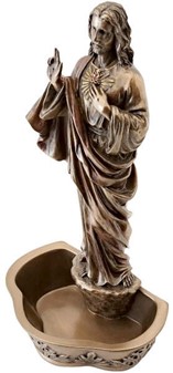 Enestående Jesus-figur med døbefont. Skønhed og hengivenhed på én gang