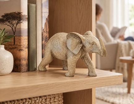 Elegant Granit Elefant Figur. Et symbol på styrke og lykke som gave