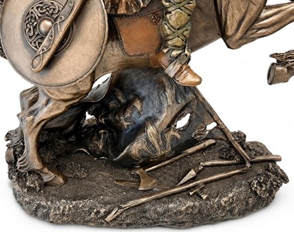 Dekorativ Viking Figur på Hest – Perfekt Gave til Far, der Har Alt