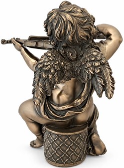 PERFEKT JULEGAVER. Smuk bronze figur af en engle spiller violin