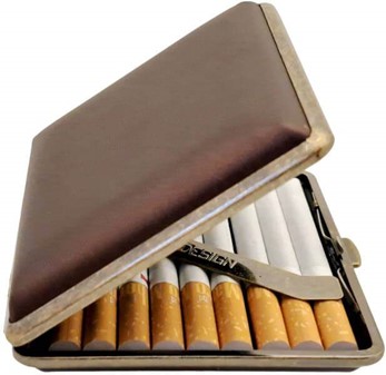 Elegant brunt cigaretetui i metal til 18 stk. - Holdbart & stilfuldt